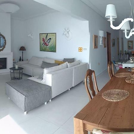 Loutraki Μοναδικής Θέσης Διαμέρισμα Στη Θάλασσα المظهر الخارجي الصورة