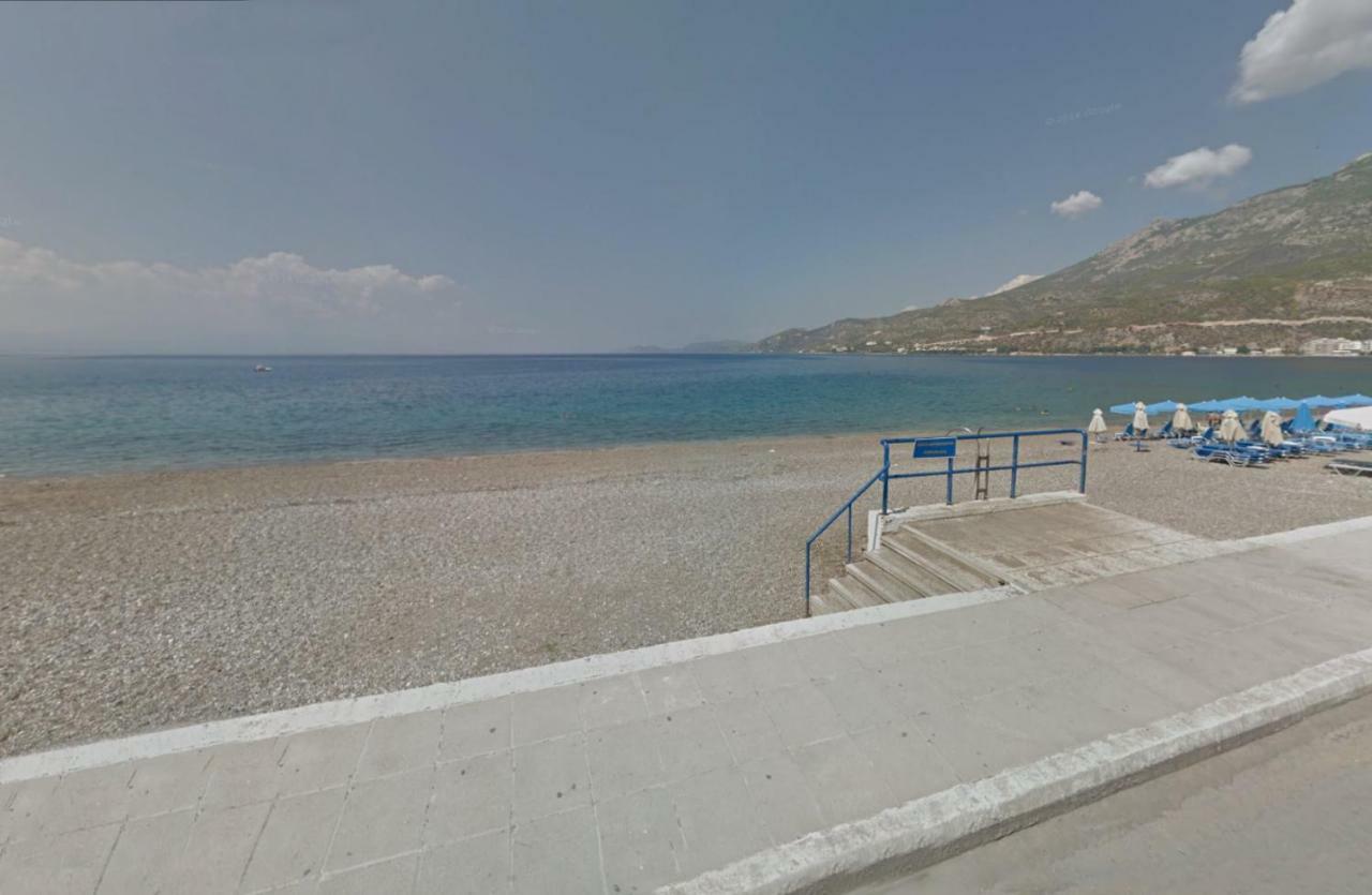 Loutraki Μοναδικής Θέσης Διαμέρισμα Στη Θάλασσα المظهر الخارجي الصورة
